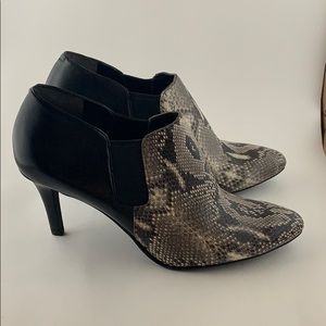 Cole Haan  snake print ankle boot booties size 9.5
